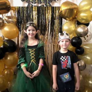 Królowa i król balu. Kliknięcie w zdjęcie spowoduje powiększenie do oryginalnego rozmiaru.