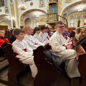 Rekolekcje wielkopostne w naszej szkole. Uczniowie w Kościele Parafialny w Zaborowie. Kliknięcie w zdjęcie spowoduje powiększenie do oryginalnego rozmiaru.