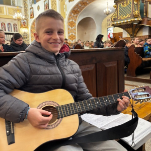 Rekolekcje wielkopostne w naszej szkole. Uczniowie w Kościele Parafialny w Zaborowie. Kliknięcie w zdjęcie spowoduje powiększenie do oryginalnego rozmiaru.